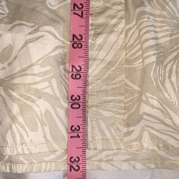 Chubbies Mens XL Beige Leaf Print Button-Down Shirt - Picture 8 of 9